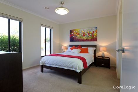 Property photo of 7 Emerald Avenue White Hills VIC 3550