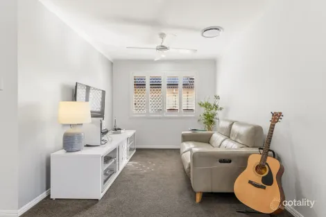 Property photo of 9 Echidna Parade North Lakes QLD 4509