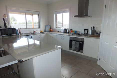 Property photo of 19B Callistemon Court Lucknow VIC 3875