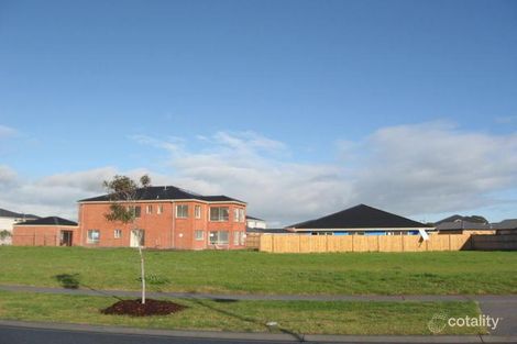 52 Lake View Bvd, Keysborough, VIC 3173