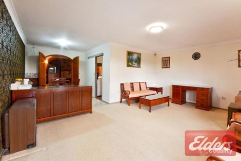Property photo of 42 Greenmeadows Crescent Toongabbie NSW 2146