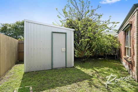 Property photo of 2/6 Stanford Court Whittington VIC 3219