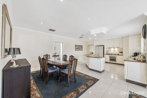 Property photo of 27 Omarama Way Taylors Hill VIC 3037