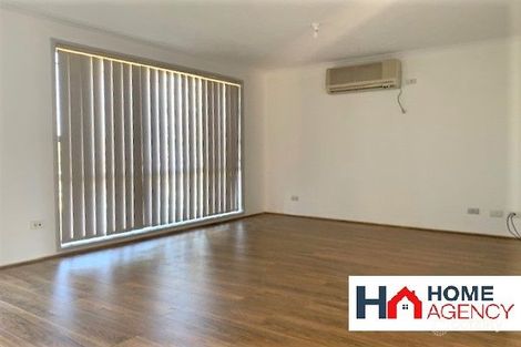 Property photo of 93 Falcon Circuit Green Valley NSW 2168