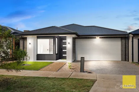 14 ERIN DR, FRASER RISE, VIC 3336