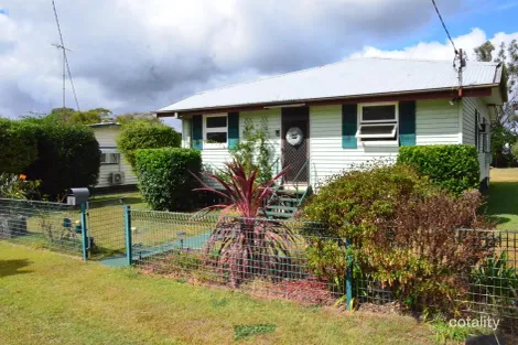 8 Cheadle St, Yarraman, QLD 4614