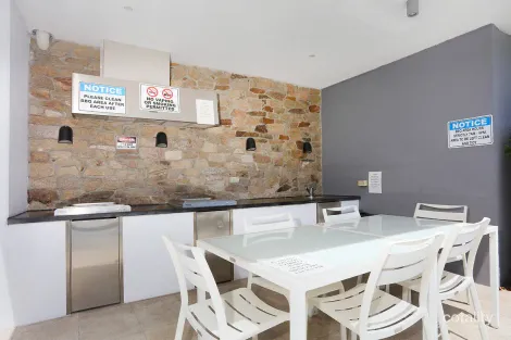 Property photo of 203/11 Compass Drive Biggera Waters QLD 4216