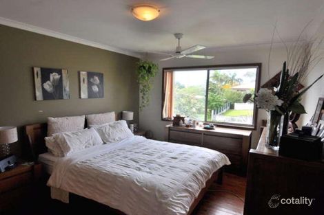 Property photo of 6 Cantala Avenue Miami QLD 4220