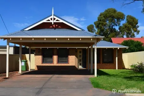 10c Charles St, Kalgoorlie, WA 6430