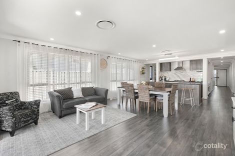 Property photo of 27 Cotman Way Pimpama QLD 4209