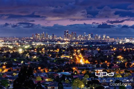 Property photo of 33 Parkside Rise Craigieburn VIC 3064