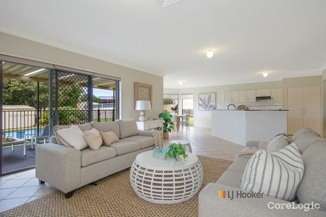 Property photo of 8 Swindon Close Lake Haven NSW 2263