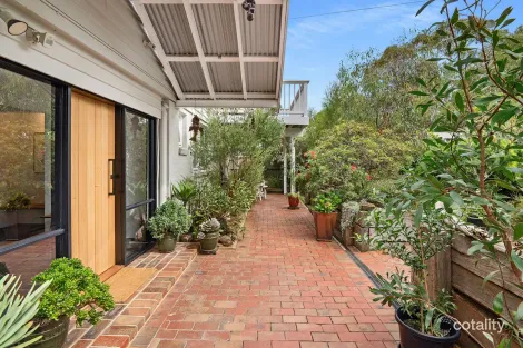 Property photo of 11 Capitol Avenue Balnarring VIC 3926