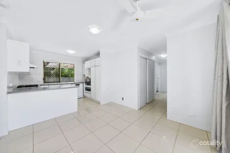 Property photo of 8 Dianthus Place Flinders View QLD 4305