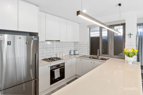 Property photo of 2/212 Nepean Highway Seaford VIC 3198
