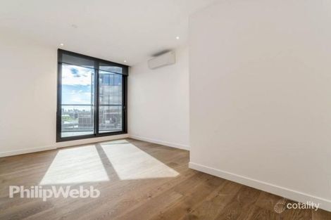 Property photo of 901/77 Queens Road Melbourne VIC 3004
