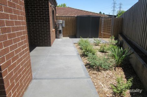 2/14 Mockridge Dr, Mill Park, VIC 3082