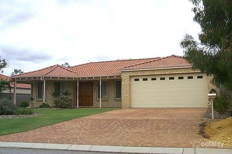 8 Constitution Gdns, Bibra Lake, WA 6163