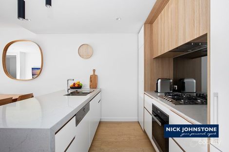 Property photo of 105/18 Railway Crescent Hampton VIC 3188