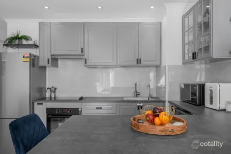 Property photo of 2/996 Hay Street Perth WA 6000