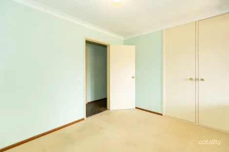 Property photo of 27 Danbury Crescent Girrawheen WA 6064