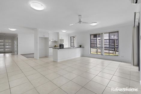 Property photo of 33 Chanel Court Wulkuraka QLD 4305