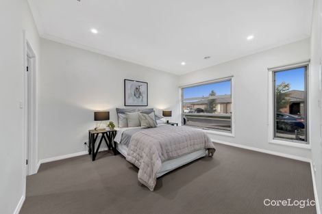 Property photo of 13 Tawney Road Clyde North VIC 3978