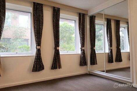 Property photo of 2/90 Liddiard Street Hawthorn VIC 3122
