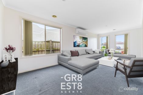 Property photo of 12 Park Boulevard Pakenham VIC 3810