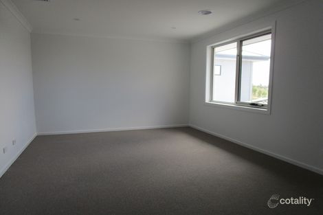 Property photo of 92 Frontier Avenue Aintree VIC 3336