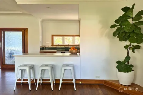 Property photo of 36 Heeb Street Bundall QLD 4217