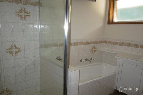 Property photo of 2/171 Barrabool Road Highton VIC 3216
