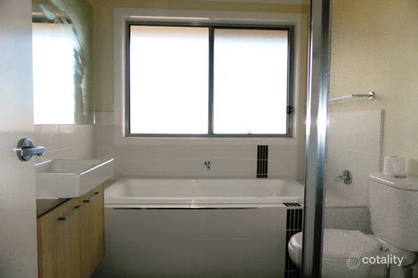Property photo of 19 Kobe Street Ropes Crossing NSW 2760