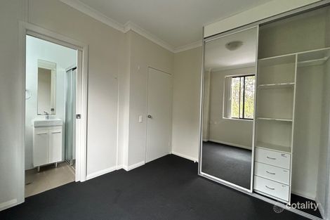 Property photo of 11/9 Bogalara Road Old Toongabbie NSW 2146