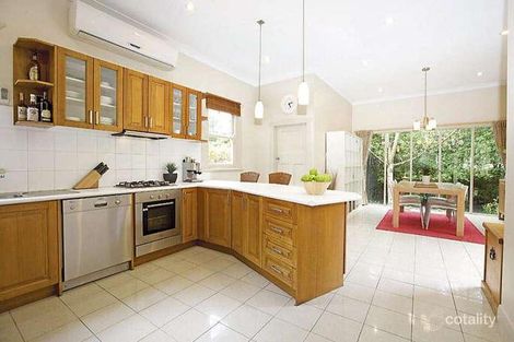 Property photo of 202 Napier Street Essendon VIC 3040