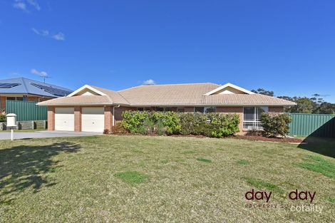 Property photo of 20 Magnolia Close Fletcher NSW 2287