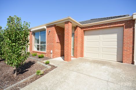 Property photo of 2/8 Governor Close Tarneit VIC 3029