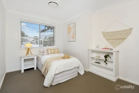 Property photo of 135 Lake Shore Drive North Avoca NSW 2260