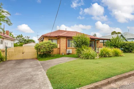 34 PIERCE ST, EAST MAITLAND, NSW 2323