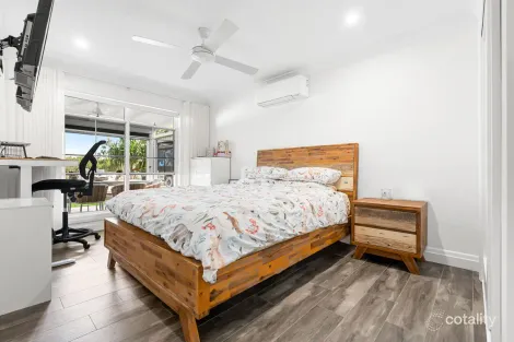 Property photo of 70 Queens Esplanade Thorneside QLD 4158