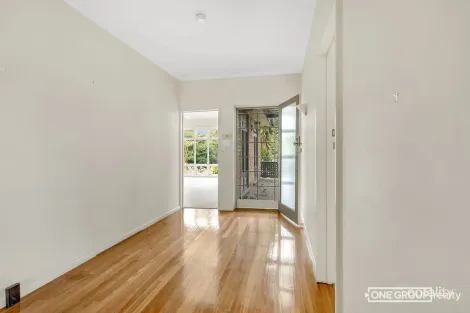 Property photo of 217 Mountain View Parade Rosanna VIC 3084