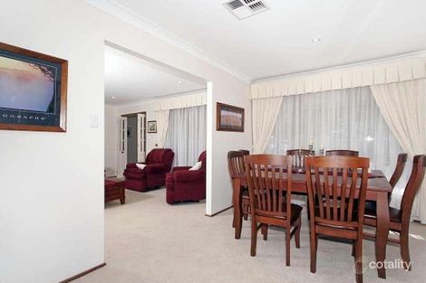 Property photo of 8 Michele Close Green Point NSW 2251