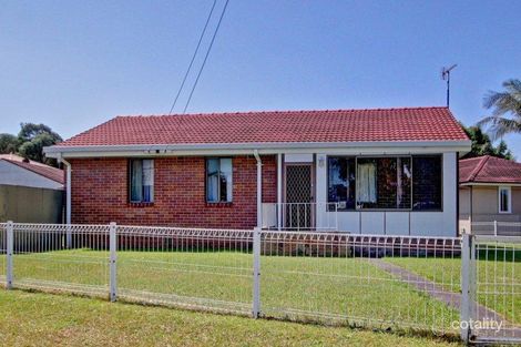 Property photo of 28 Eleebana Crescent Koonawarra NSW 2530