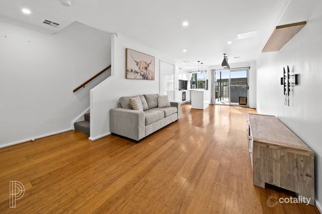 Property photo of 50 Lansdown Crescent Casey ACT 2913