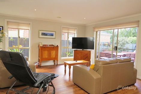 Property photo of 73 Stirling Drive Lake Gardens VIC 3355