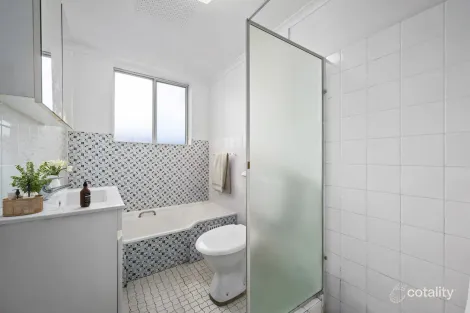 Property photo of 17/21-23 Koorala Street Manly Vale NSW 2093