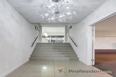 Property photo of 2 The Close Chandlers Hill SA 5159