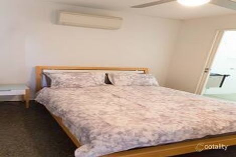 Property photo of 10 The Bend Port Melbourne VIC 3207