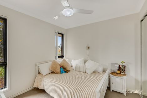 Property photo of 29 Myrtleford Crescent Cambooya QLD 4358