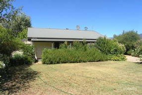 22 Station St, Porepunkah, VIC 3740